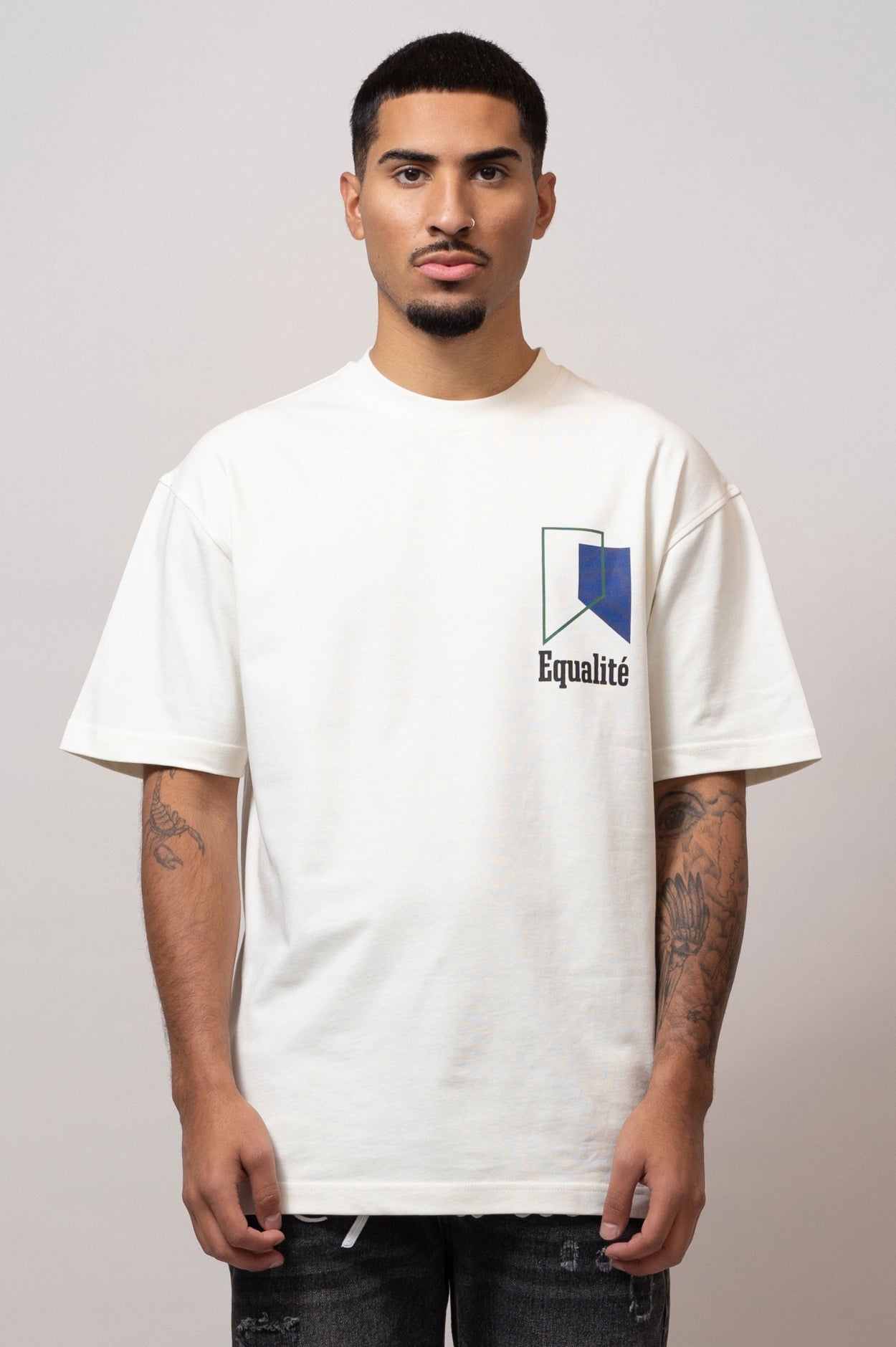 <tc>NOAH OVERSIZED TEE | OFF-WHITE</tc>