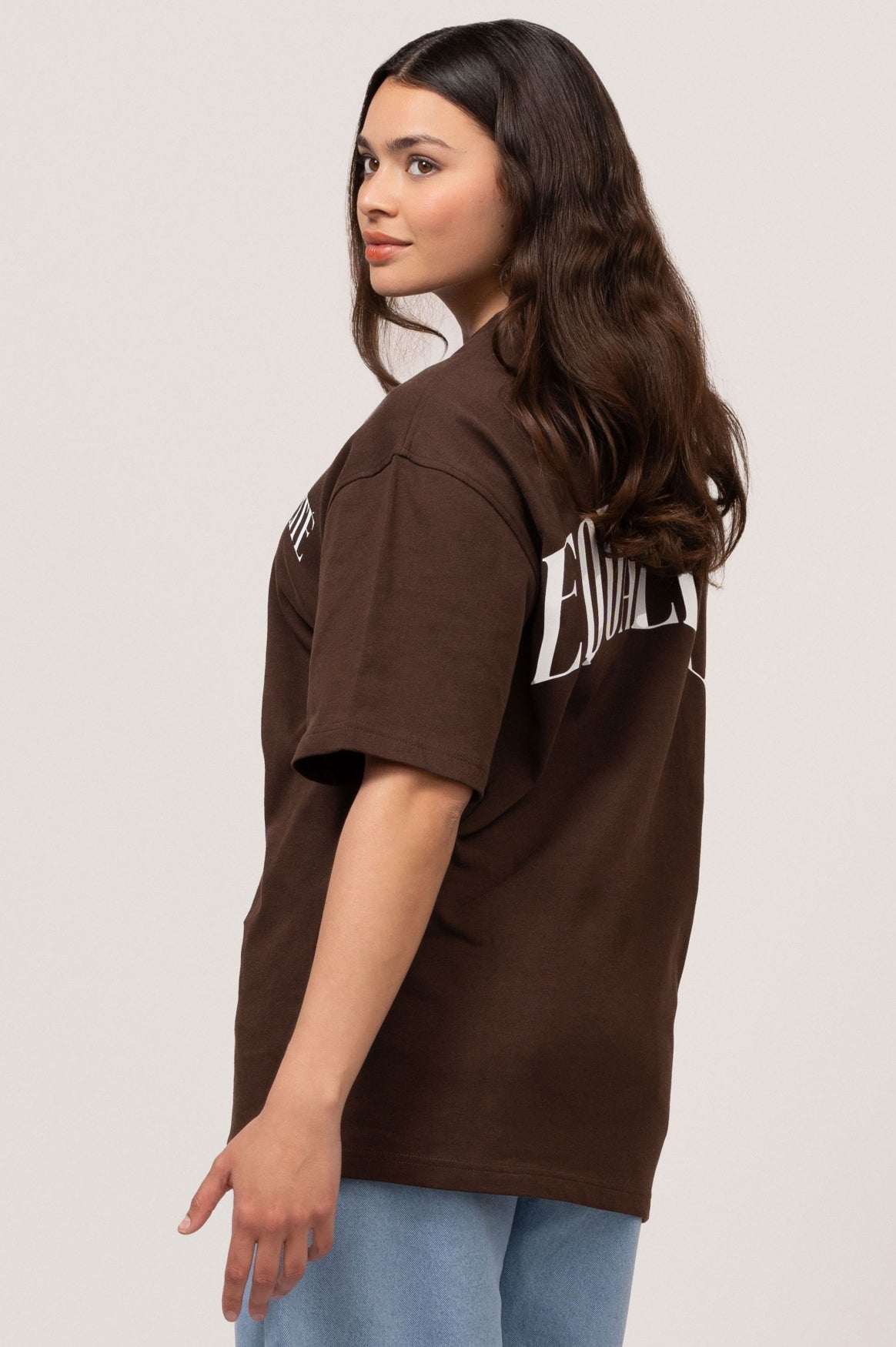 OLIVER OVERSIZED TEE | BROWN