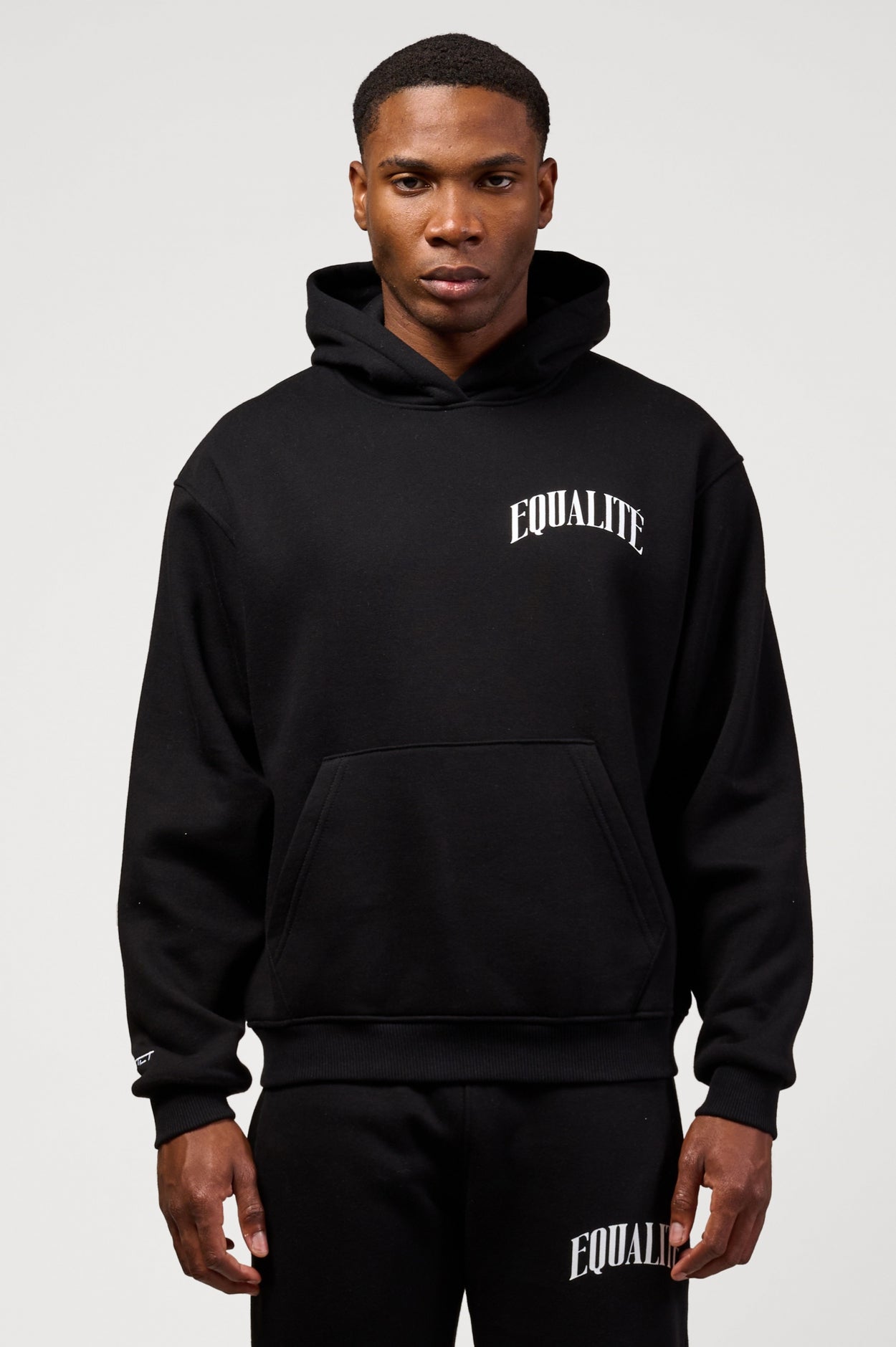 Oversized zwarte online hoodie